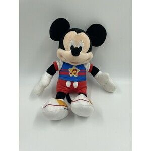 Disney Junior Mickey Mouse Funhouse Singing Fun Plush (needs batteries) O07